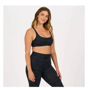 Vuori Yosemite Bra